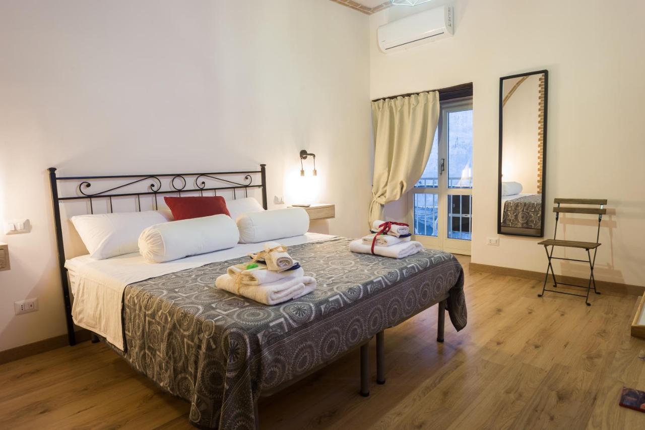 Neapolis Antica Guest House ภายนอก รูปภาพ