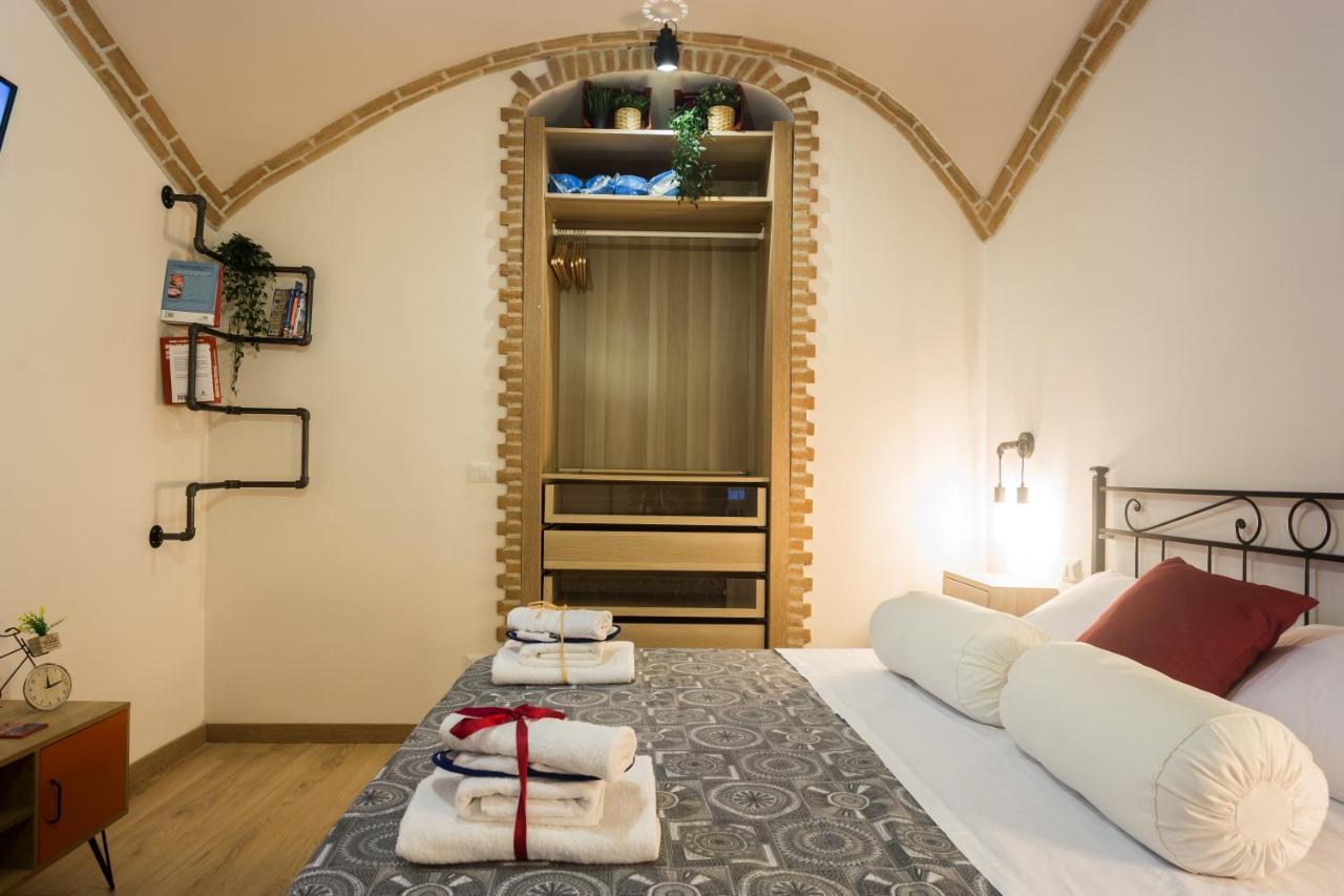 Neapolis Antica Guest House ภายนอก รูปภาพ